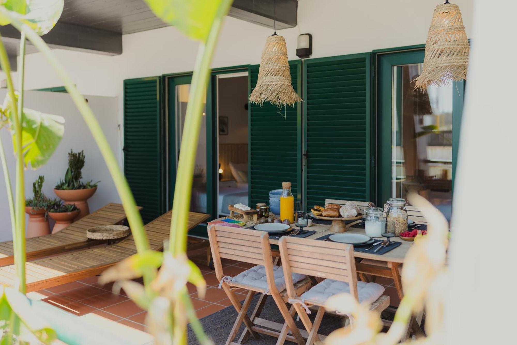 Surf Guesthouse - 7Min Walk To The Beach Pataias Exteriör bild